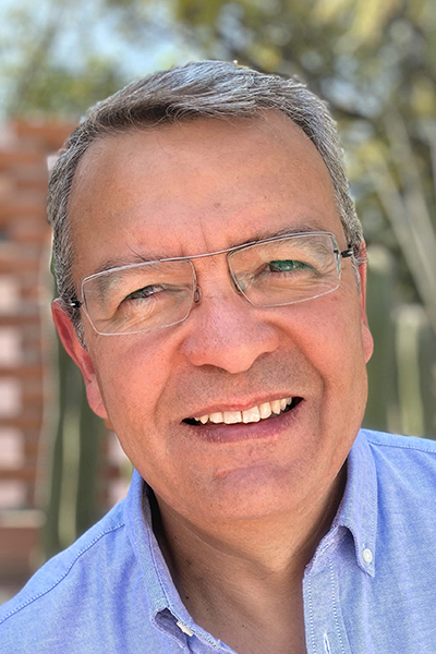 Mtro. J. Eugenio Barrios O.